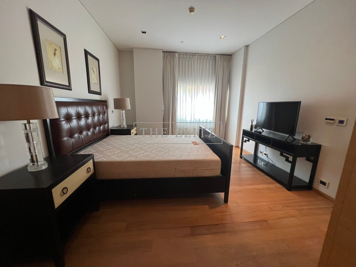 For RentCondoSilom, Saladaeng, Bangrak : ✨ Luxury room that gives a feeling like a hotel ... but you can be yours every day. Saladaeng Residences is ready. ✔