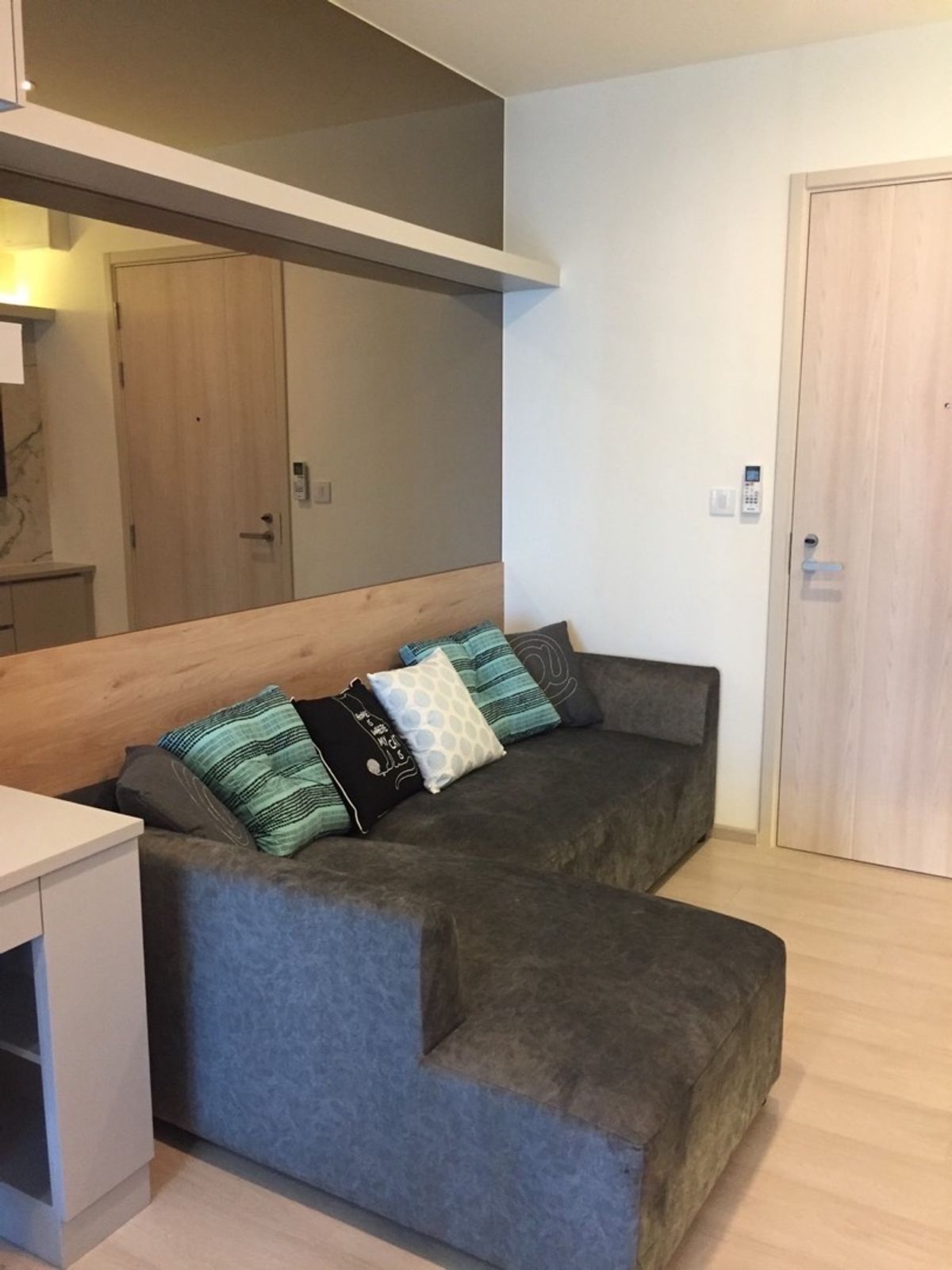 For RentCondoRama9, Petchburi, RCA : 📌 Rental Life Asoke 36 sqm. 22k/month. Call 0946242014 Nui.