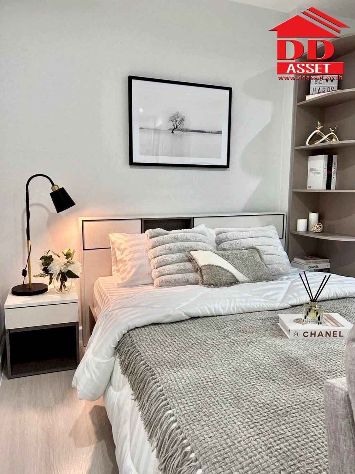 For SaleCondoRama9, Petchburi, RCA : The Base Rama9-Ramkhamhaeeng condo (The Base