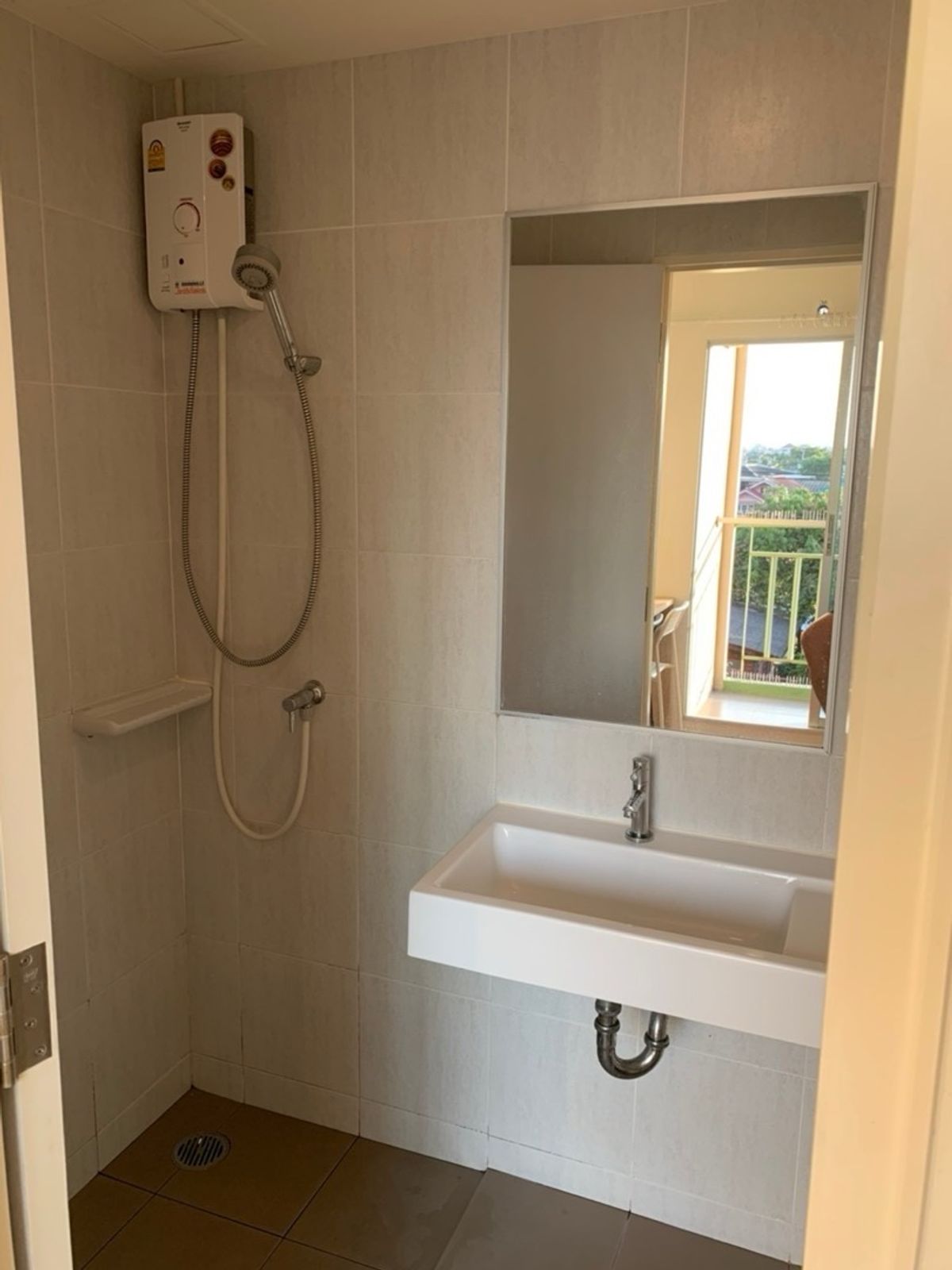 For SaleCondoSamut Prakan,Samrong : 💰💰For SALE Condo for sale, investing a little price, rented a YEILD height 5.5% 1.2 MB, including all expenses