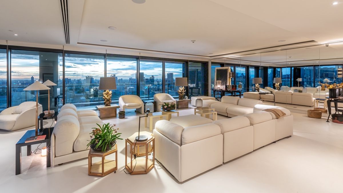 ให้เช่าคอนโดวิทยุ ชิดลม หลังสวน : The St. Regis Residences I Rental Luxury Penthouse at Lumphini in Bangkok