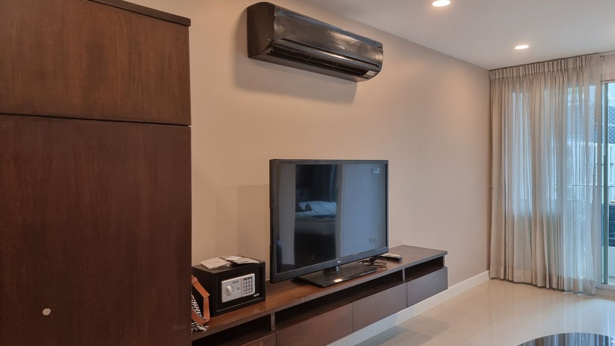 ให้เช่าคอนโดสุขุมวิท อโศก ทองหล่อ : 🔥ให้เช่าด่วน🔥The Clover Thonglor Cozy ห้องสวยตรงปก เฟอร์นิเจอร์ครบ พร้อมเข้าอยู่ ❗