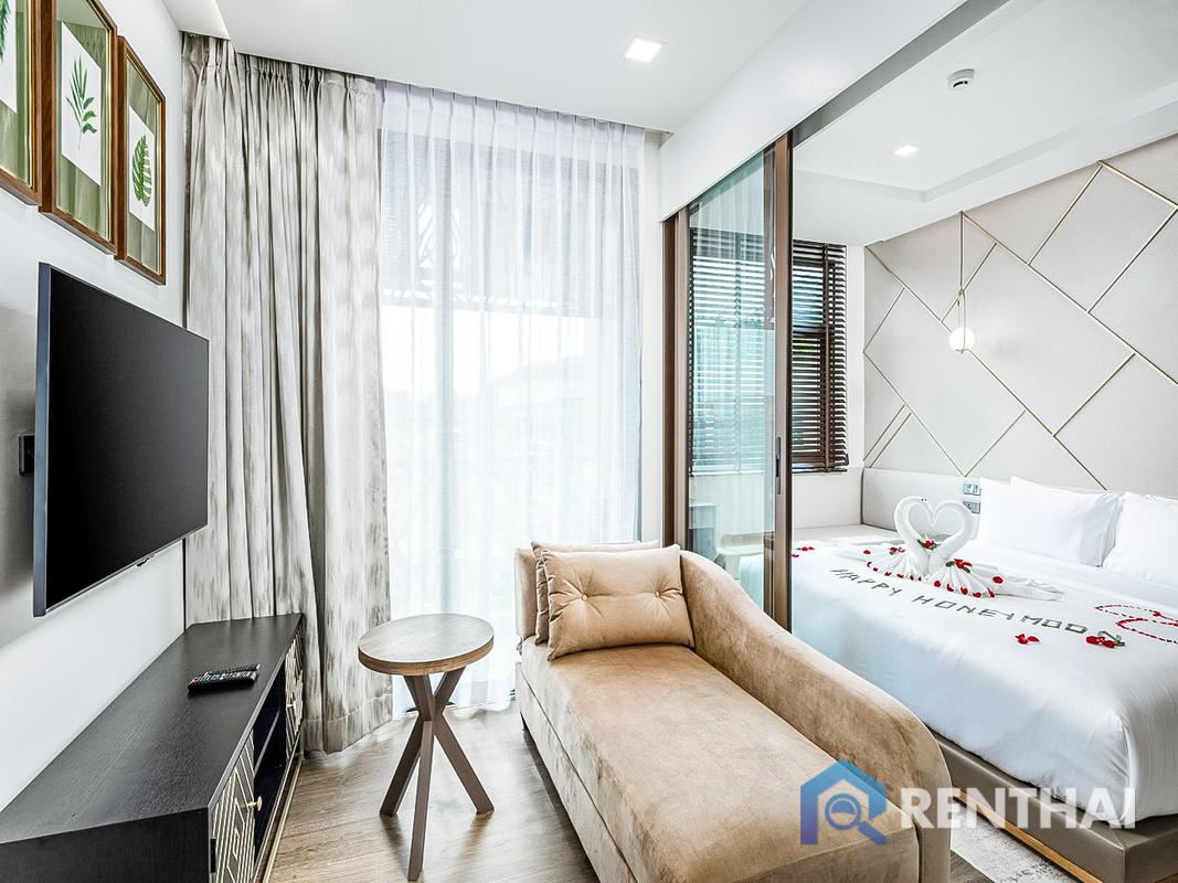 For SaleCondoPhuket : Luxury 1 bed Condo in The Proud Residence, Phuket, Furnished, Amenities Rich