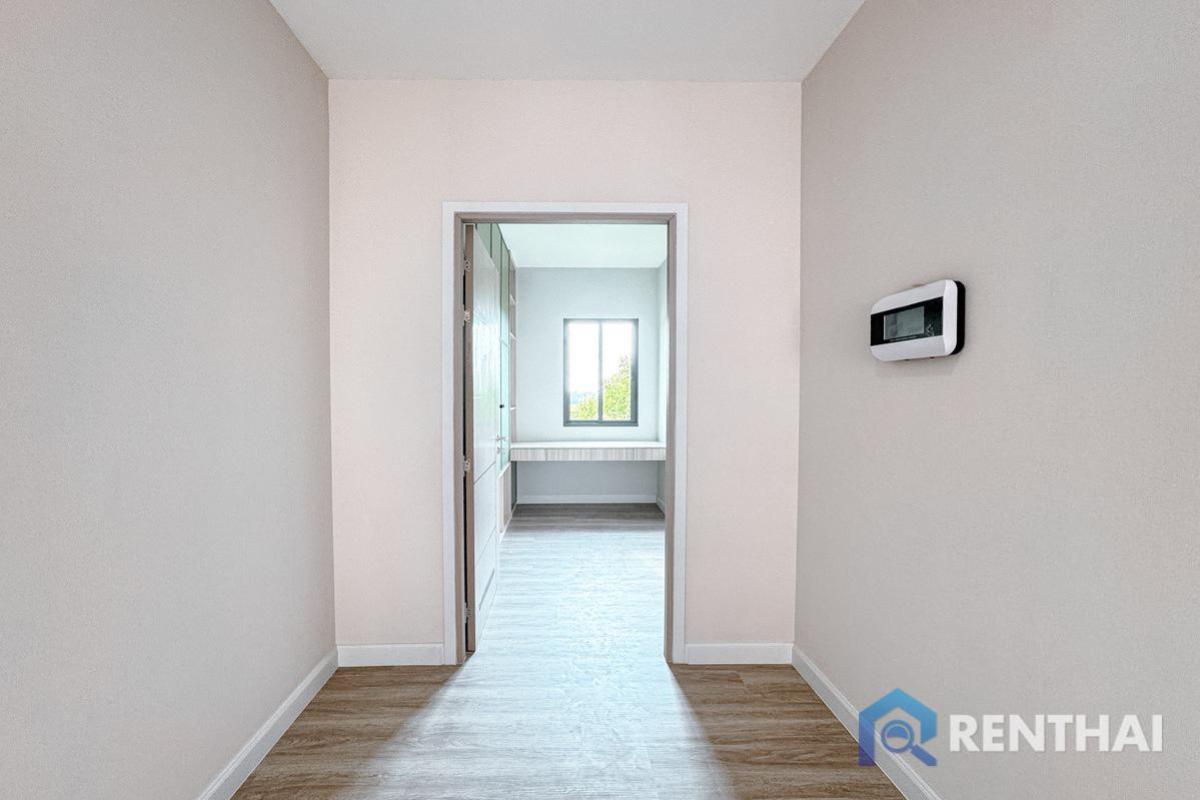 For SaleHousePattaya, Bangsaen, Chonburi : The Palm Grandio  Luxury Home in Pattaya