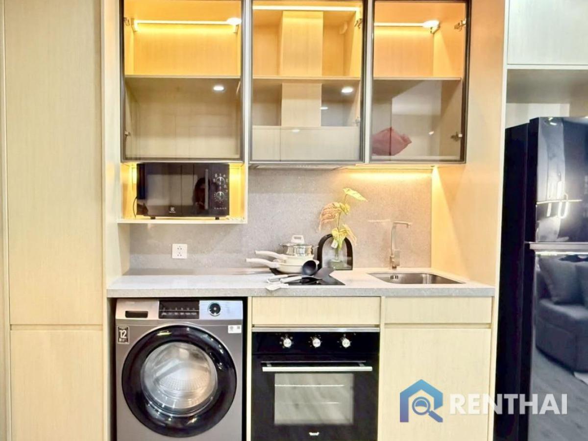 For SaleCondoPattaya, Bangsaen, Chonburi : Luxury 1bed Condo in Arom Wongamat, Pattaya: Premium Facilities for 14 Mb