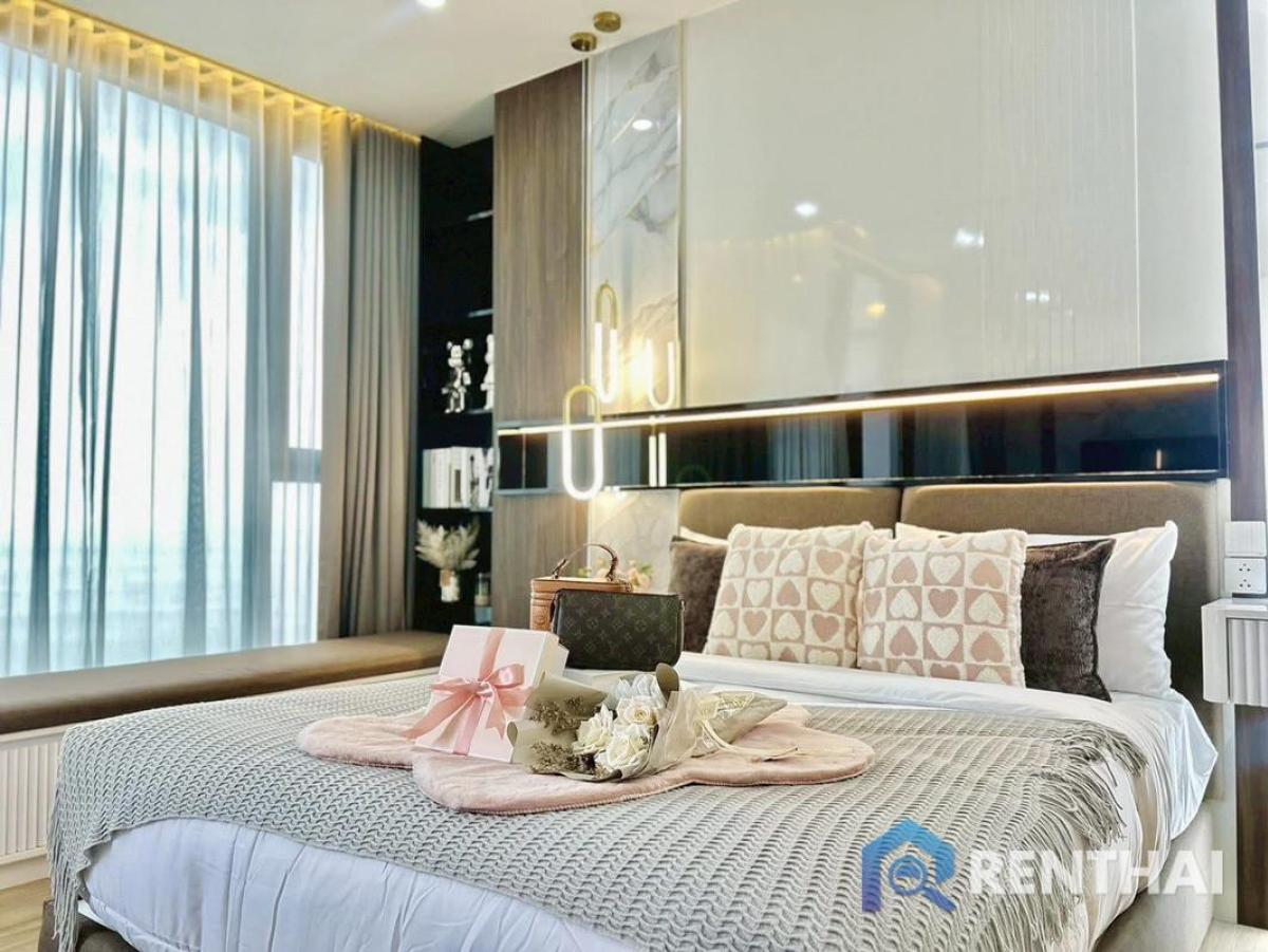 For SaleCondoPattaya, Bangsaen, Chonburi : Luxury 1bed Condo in Arom Wongamat, Pattaya: Premium Facilities for 14 Mb