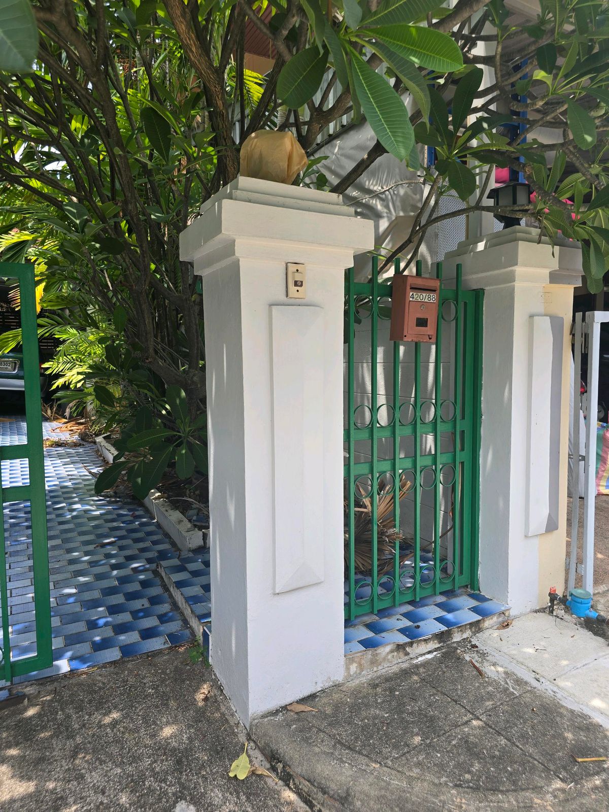 ขายบ้านบางแค เพชรเกษม : บ้านเดี่ยวมีเฟอร์นิเจอร์ทุกห้องพร้อมเข้าอยู่ได้เลย หมู่บ้านชมเพลิน 420/88 ซ.เศรษฐกิจ46 บางแคเหนือ บางแค กทม.