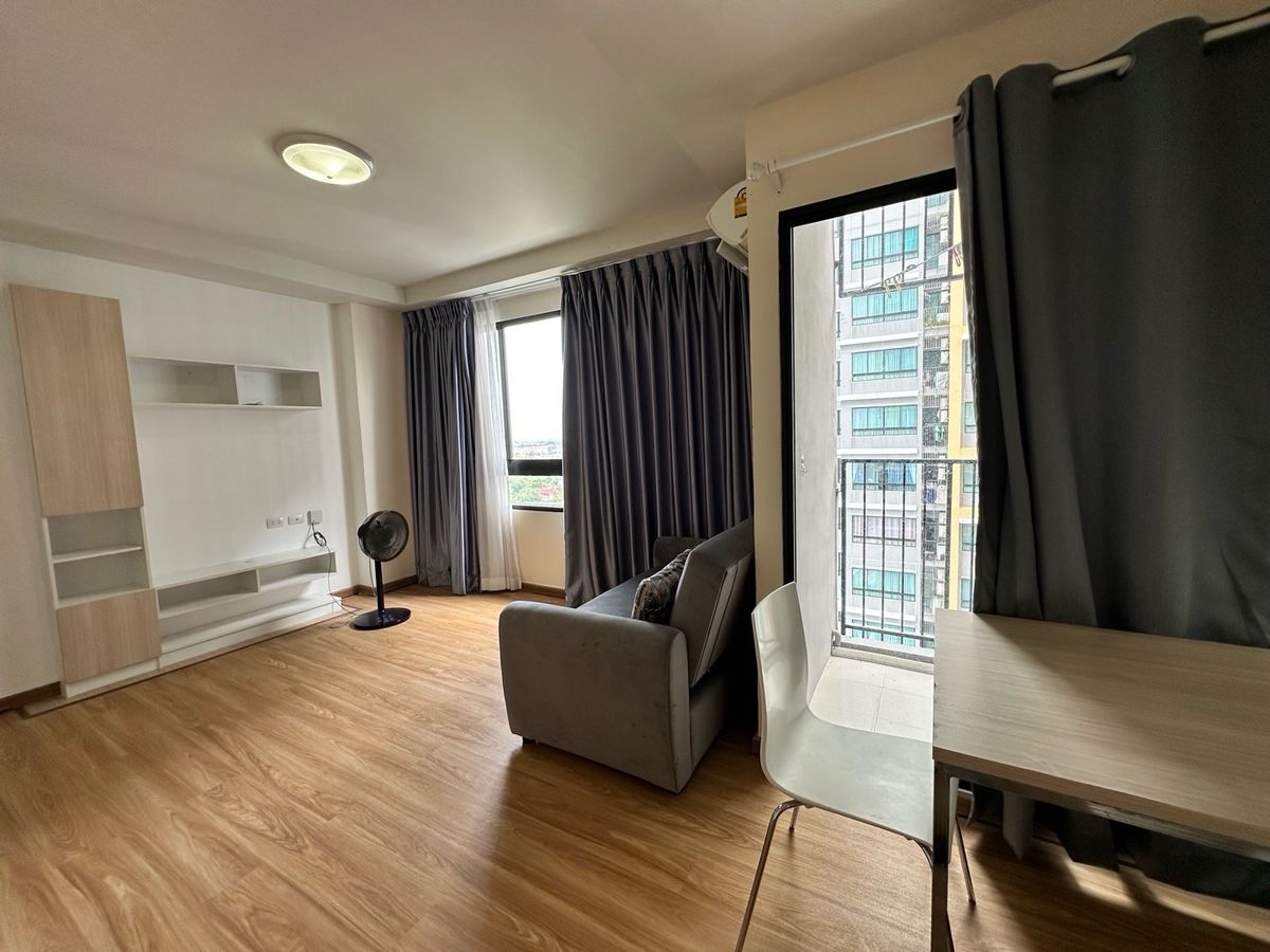 For RentCondoBang kae, Phetkasem : Condo for rent, Jacondo (Sathorn-Kalap Krit), a very wide room 
 Size 36 sqm, 17th floor, brought 
 1 bedroom, 1 bathroom, 1 living room