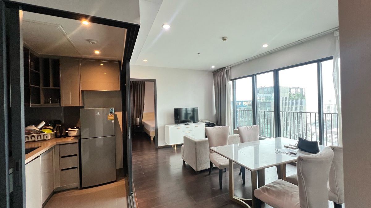 For RentCondoSukhumvit, Asoke, Thonglor : 2 bedrooms, 2 bathrooms, high class, very good price
