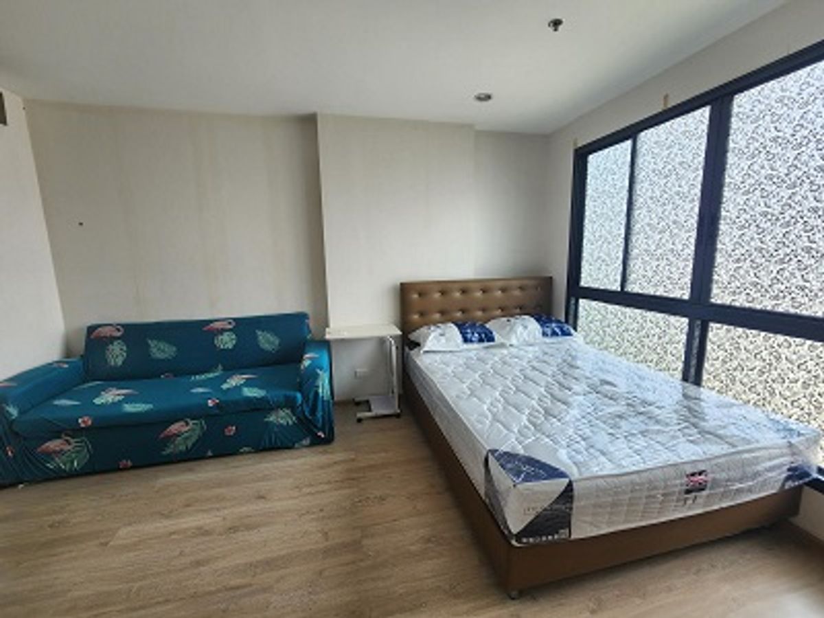 For RentCondoThaphra, Talat Phlu, Wutthakat : Ideo Sathorn Thapra, 300 meters of BTS Pho Nimit, with a complete range of only 9,500 baht.
