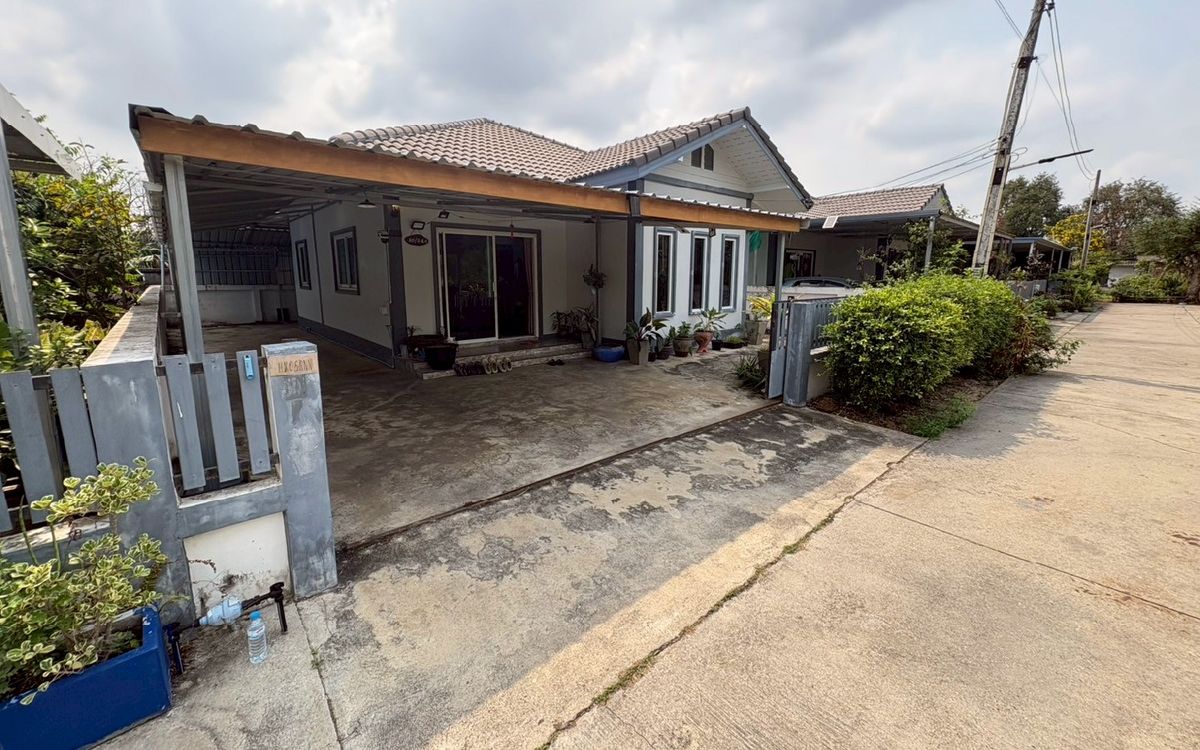 HouseChachoengsao : Selling/renting a single house, size 49 sq.w., 1st floor, 2 bedrooms, 1 bathroom, Tha Khai Subdistrict, Mueang Chachoengsao District, Parking 2 cars.