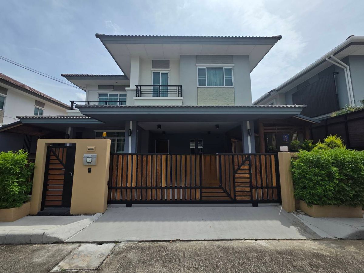 ให้เช่าบ้านแจ้งวัฒนะ เมืองทอง : ให้เช่าบ้านเดี่ยว เดอะแพลนท์ แจ้งวัฒนะ ใกล้อิมแพ็ค เมืองทองธานี เพียง 5 นาที