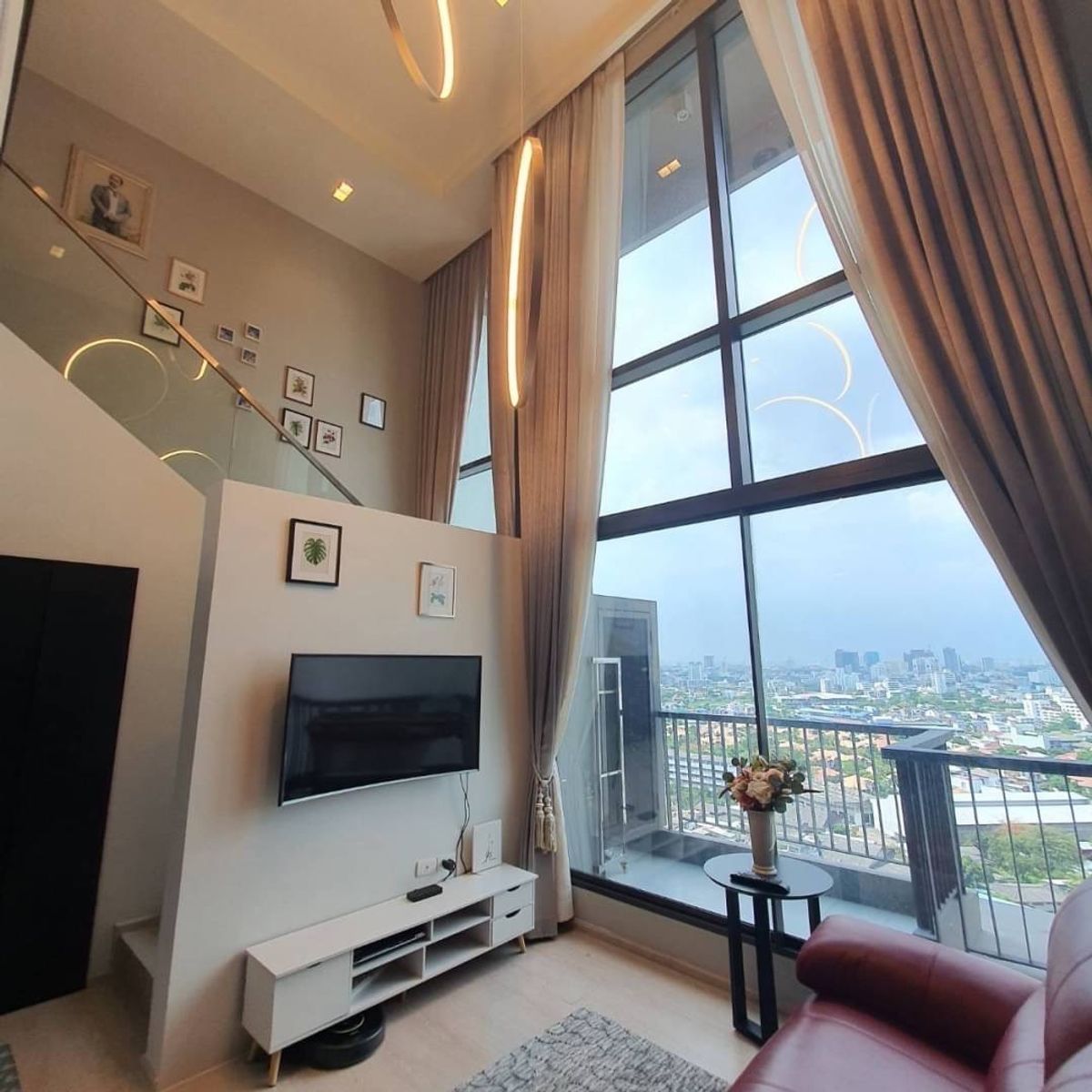 ขายคอนโดอ่อนนุช อุดมสุข : ขาย Rhythm Sukhumvit 44/1 - Duplex Room By Ag Tul