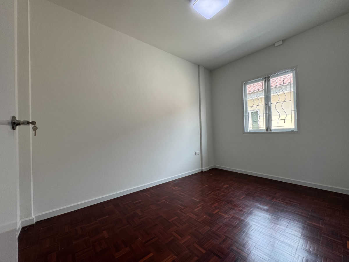 ขายทาวน์โฮมสมุทรปราการ สำโรง : ขายทาวน์เฮ้าส์/ทาวน์โฮม  พาร์ค แกลเลอรี่ ศรีนครินทร์ หน้ากว้าง บางปลา บางพลี สมุทรปราการ CX-144569 