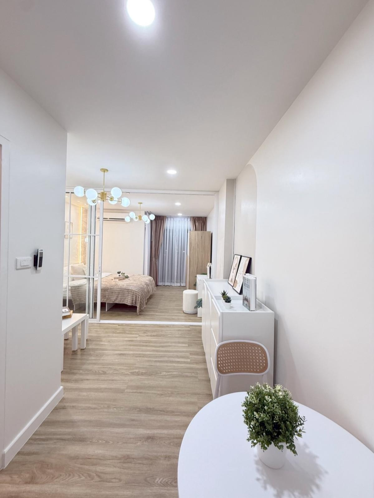 ขายคอนโดบางนา แบริ่ง ลาซาล : ขายคอนโด  บี คอนโด บางนา บางแก้ว บางพลี สมุทรปราการ  CX-134340