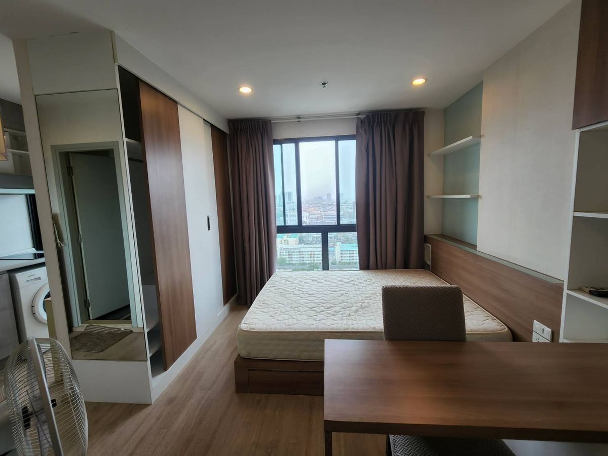 For RentCondoThaphra, Talat Phlu, Wutthakat : Ideo Sathorn Thapra, 300 meters of BTS Pho Nimit, with a complete range of only 9,500 baht.