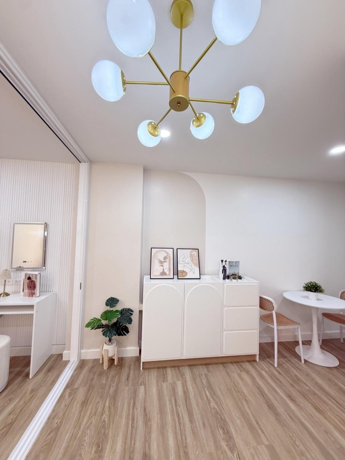 ขายคอนโดบางนา แบริ่ง ลาซาล : ขายคอนโด  บี คอนโด บางนา บางแก้ว บางพลี สมุทรปราการ  CX-134340