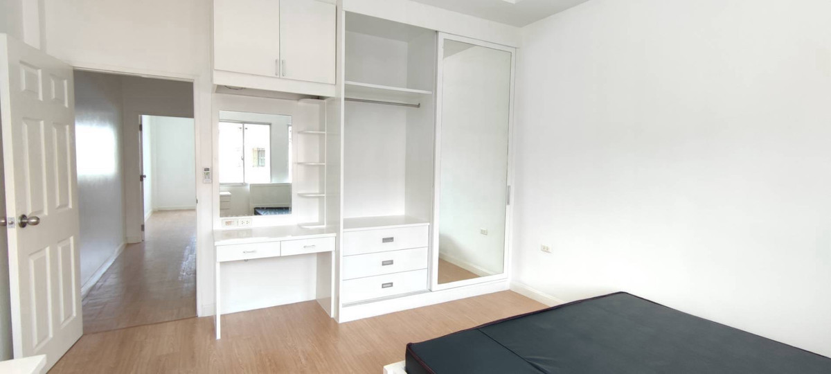 For SaleTownhomePathum Thani,Rangsit, Thammasat : For Sale Townhouse/Townhome , The Northern Town Nova , Khlong Nueng , khlong Luang , Pathum Thani , CX-141555