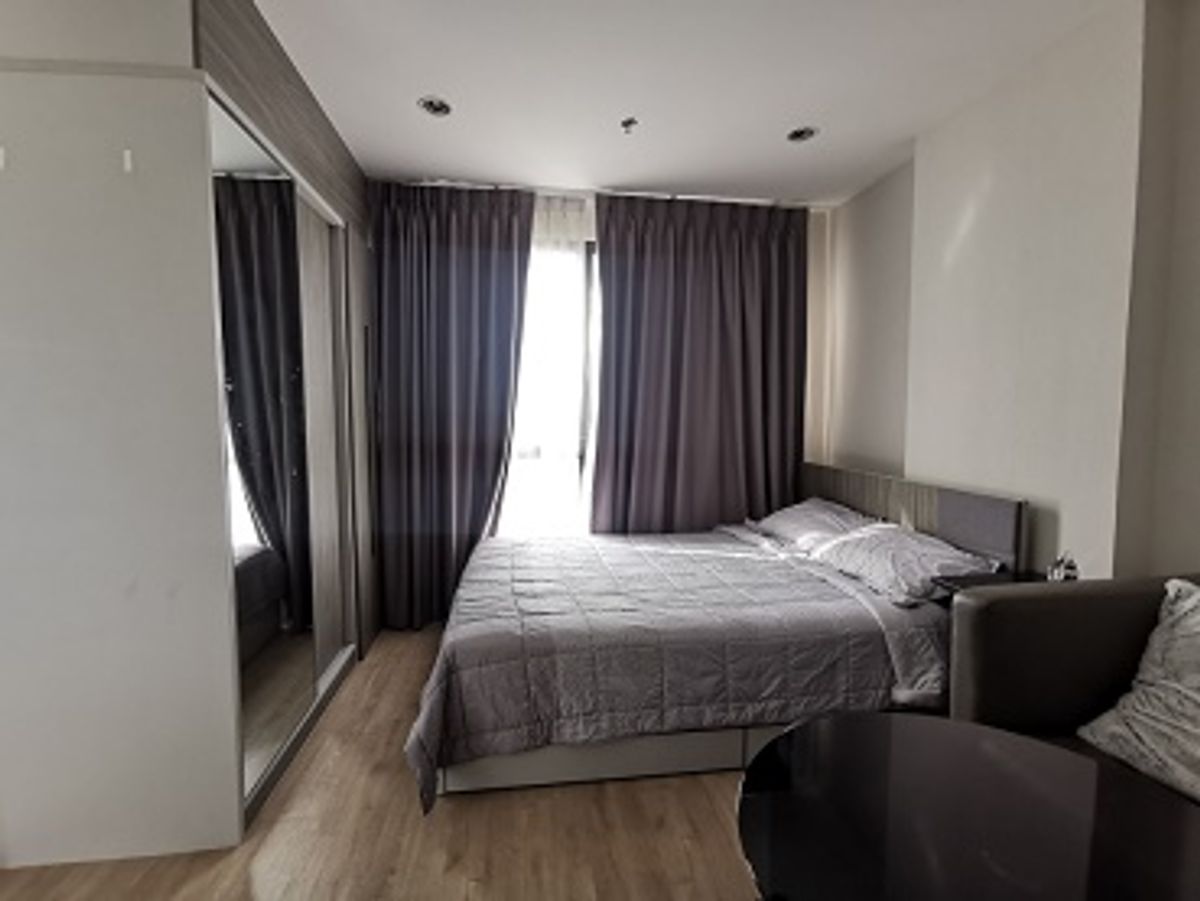 For RentCondoThaphra, Talat Phlu, Wutthakat : Ideo Sathorn Thapra, 300 meters of BTS Pho Nimit, with a complete range of only 9,500 baht.