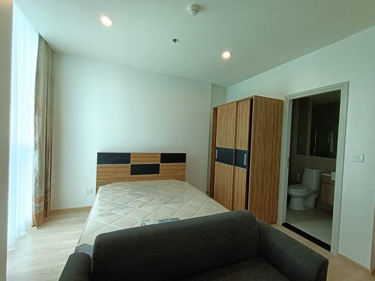 For SaleCondoRatchadapisek, Huaikwang, Suttisan : Quick sale NOBLE REVOLVE RATCHADA Noble Revolve Ratchada 1 Bedroom 1 Bathroom
