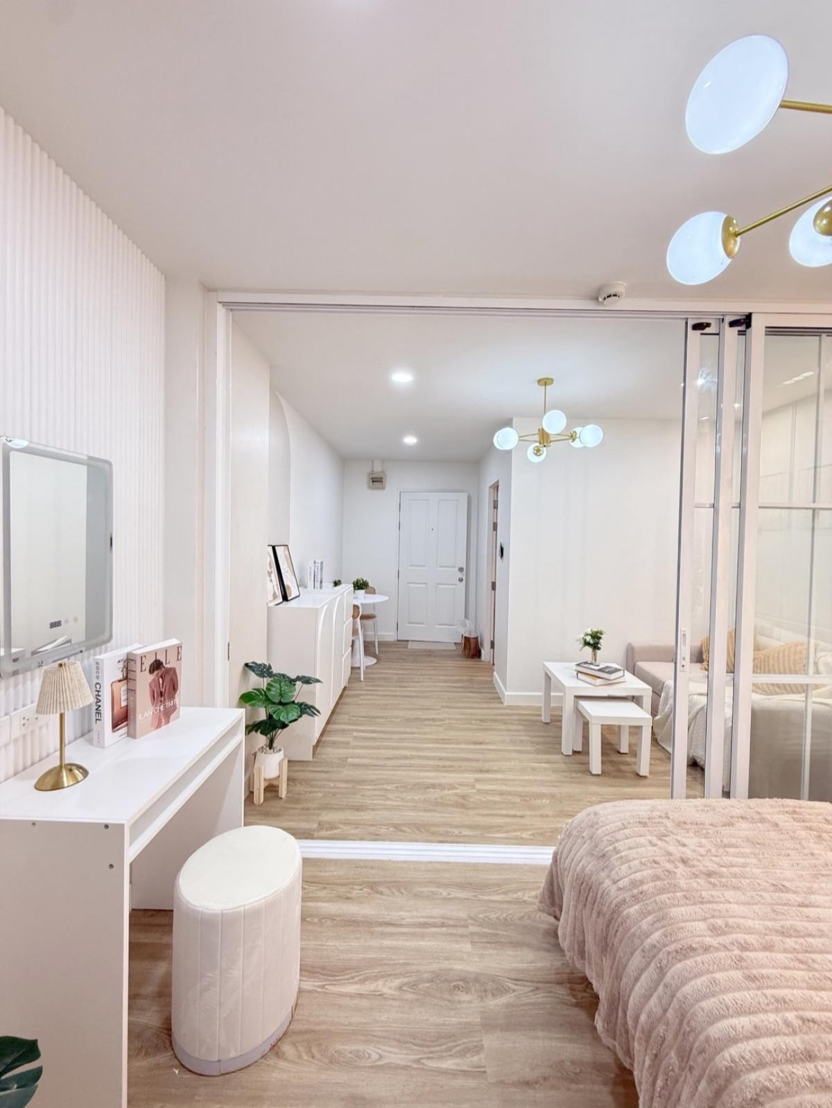 ขายคอนโดบางนา แบริ่ง ลาซาล : ขายคอนโด  บี คอนโด บางนา บางแก้ว บางพลี สมุทรปราการ  CX-134340