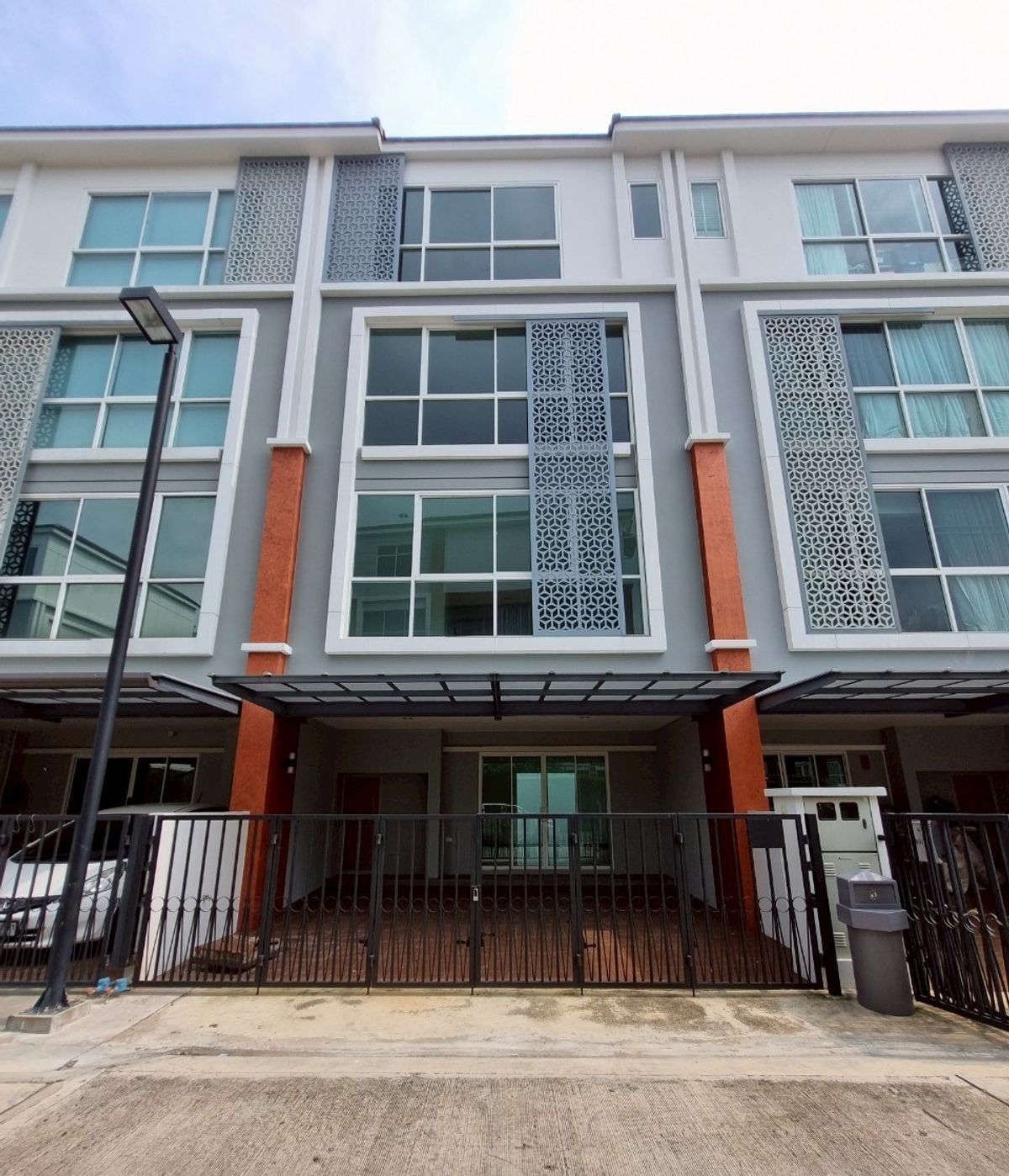 For SaleTownhomeRama3 (Riverside),Satupadit : 4 -story townhome, Cote maison, Rama 3, connecting Sathu Pradit Ratchadaphisek Road, near Silom