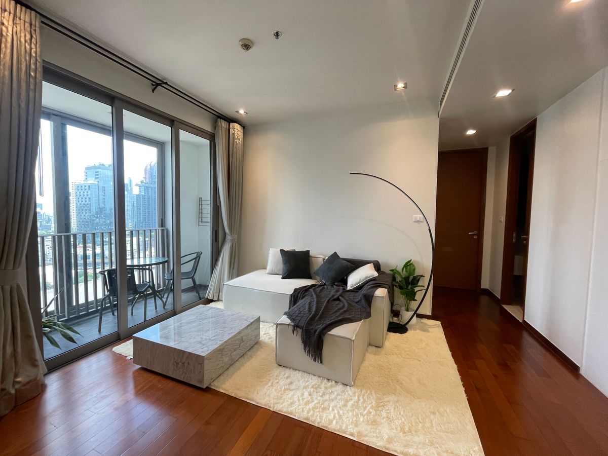For RentCondoSukhumvit, Asoke, Thonglor : 🐶Pet-Friendly🐱 For Rent ✨ASHTON MORPH 38✨ 2 Beds, 2 Baths, Size 74 SQM, High Floor, Near BTS THONGLOR (0.4 KM), Tel.0982645161