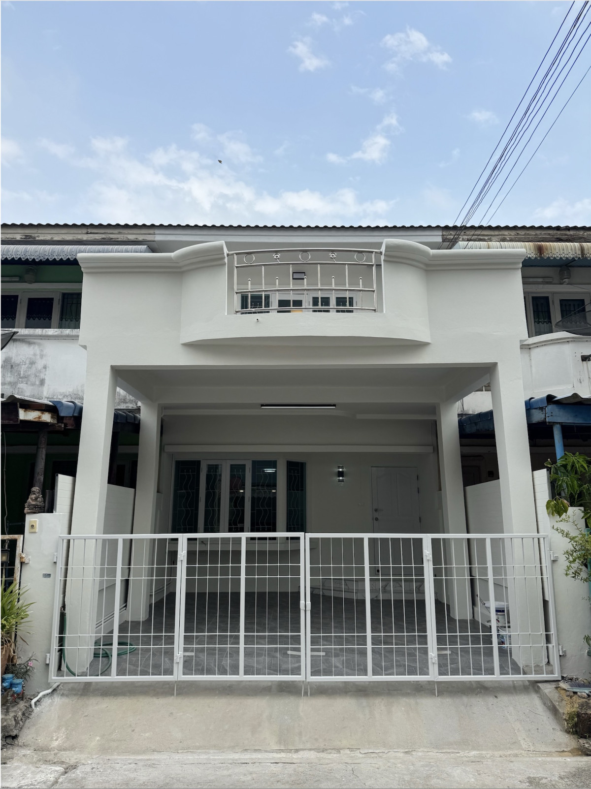 For SaleTownhomeSamut Prakan,Samrong : For Sale Townhouse/Townhome  , Park Gallery Srinakarin , wide frontage , Bang Pla , Bang Phli , Samut Prakarn ,CX-144569