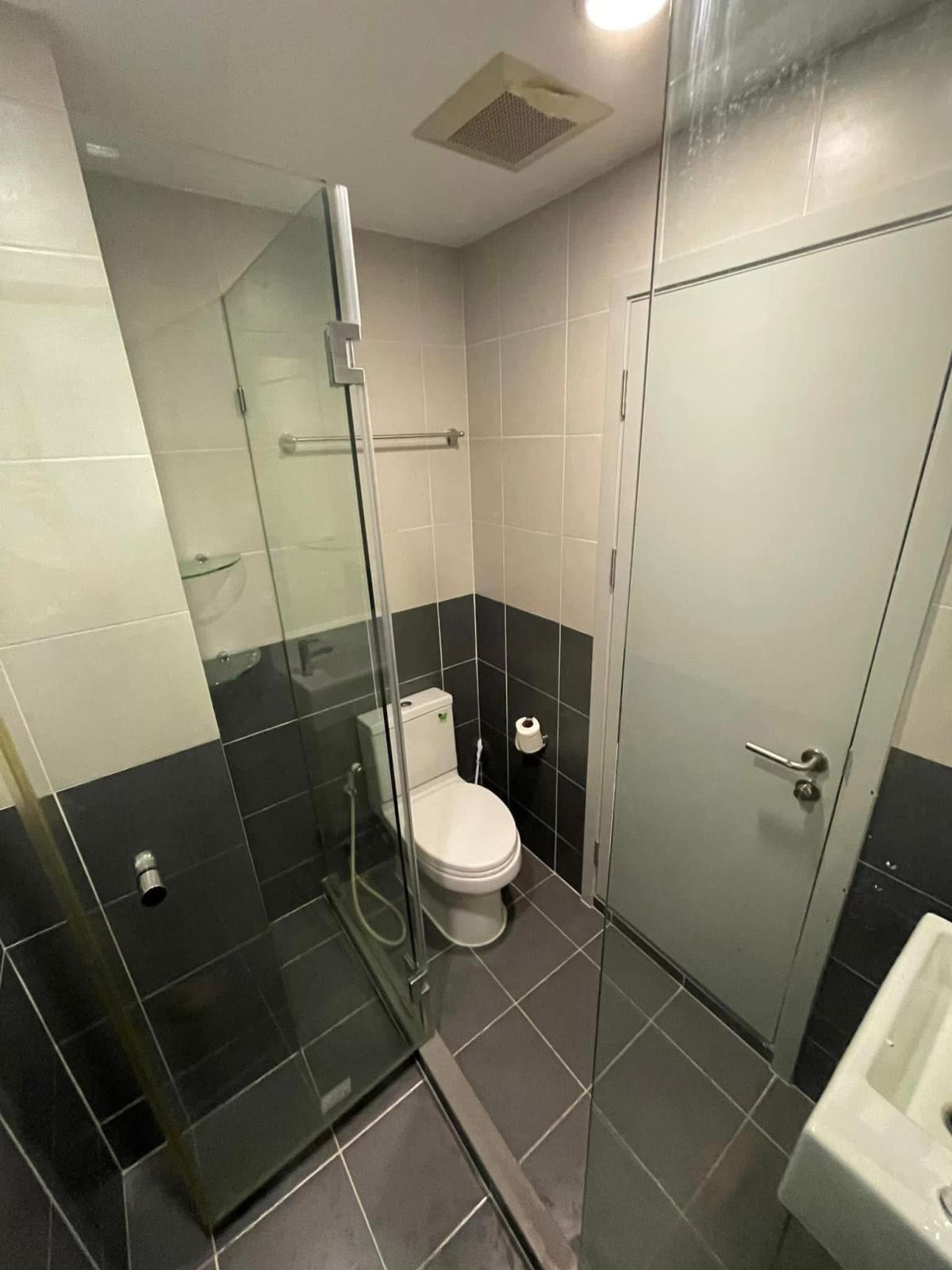 ขายคอนโดปิ่นเกล้า จรัญสนิทวงศ์ : ขายคอนโด  ไอดีโอ โมบิ จรัญ - อินเตอร์เชนจ์ ชั้นสูง ห้องมุม MRT-บางขุนนนท์ บางขุนศรี เขต บางกอกน้อย กรุงเทพ  CX-134026