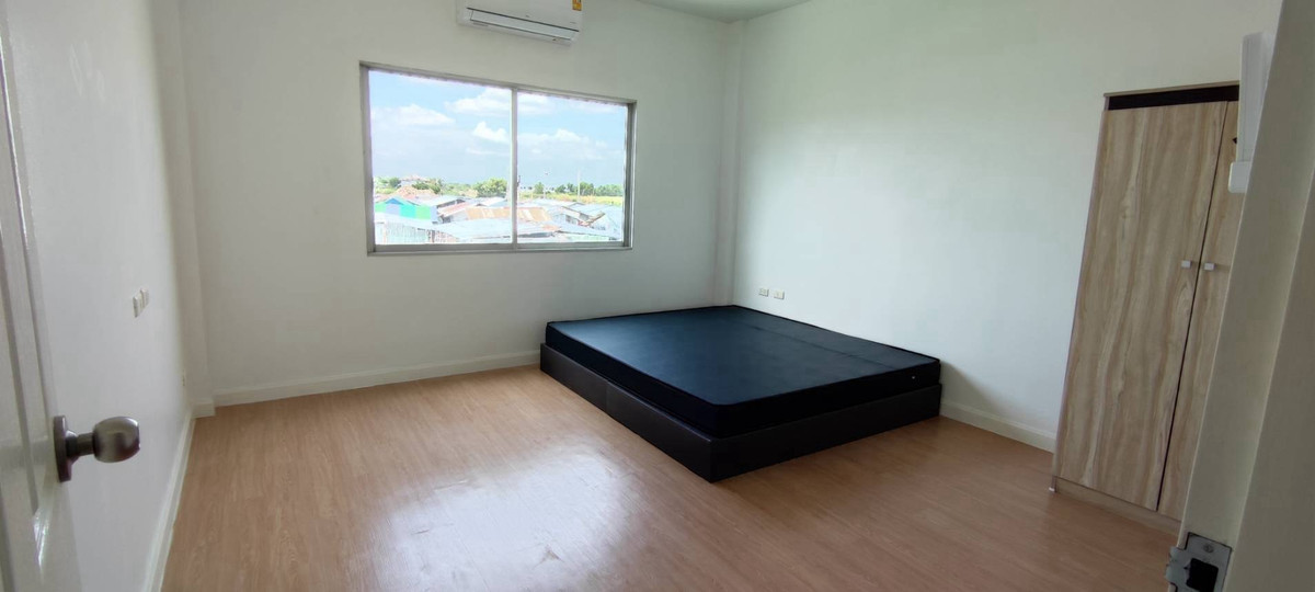 For SaleTownhomePathum Thani,Rangsit, Thammasat : For Sale Townhouse/Townhome , The Northern Town Nova , Khlong Nueng , khlong Luang , Pathum Thani , CX-141555