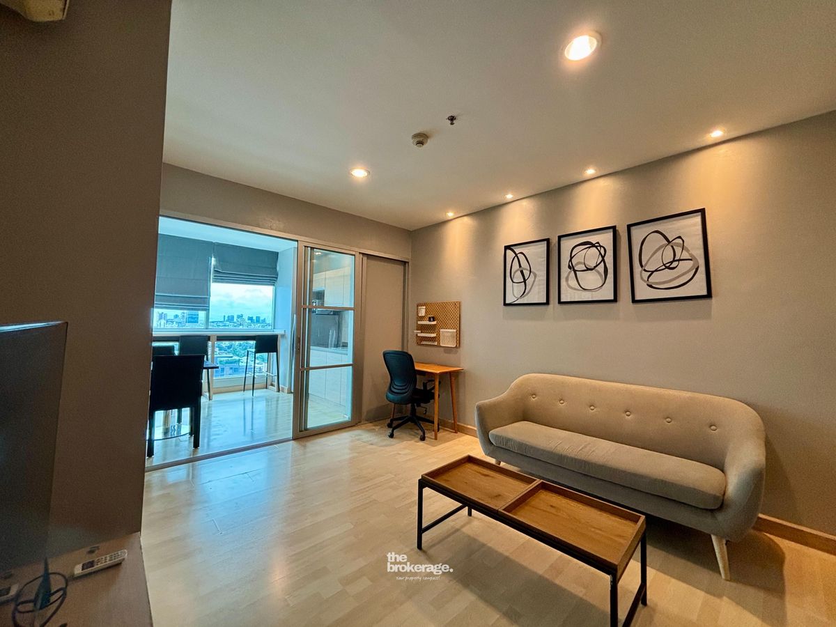 For RentCondoRatchadapisek, Huaikwang, Suttisan : For Rent Rhythm Ratchada  1Bedroom 1Bathroom 46Sqm. 18,000THB Only!! Line : @thebrokerage
