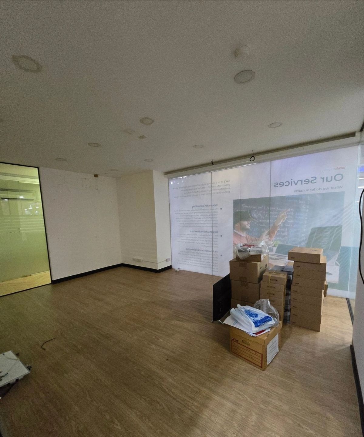 For RentOfficeRama9, Petchburi, RCA : Rent office Ratchadaphisek Din Daeng