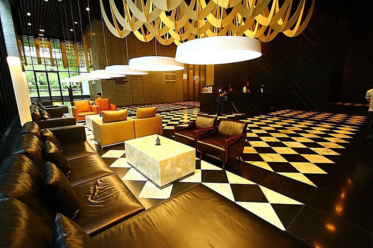 ให้เช่าคอนโดวิทยุ ชิดลม หลังสวน : 🔥ให้เช่าด่วน🔥 Noble Ploenchit เฟอร์นิเจอร์ พร้อมเข้าอยู่ ติด BTS เพลินจิต❗