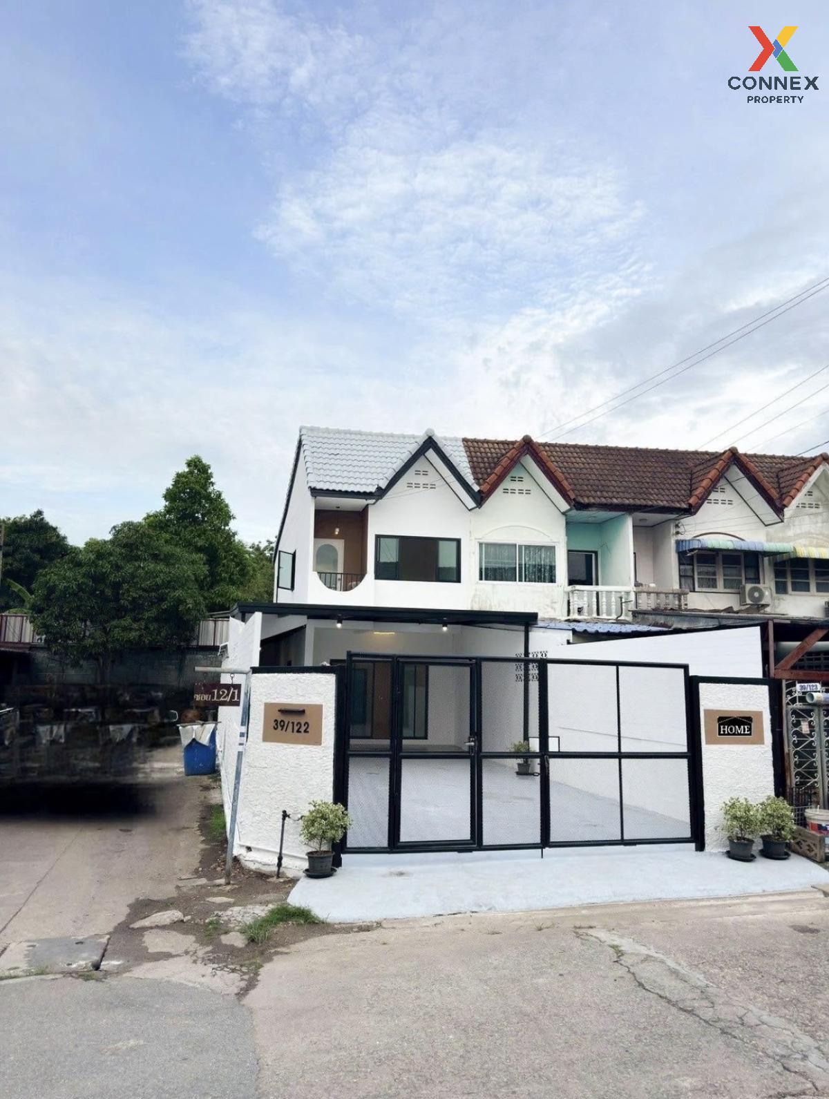 For SaleTownhomePhutthamonthon, Salaya : For Sale Townhouse/Townhome  , Baan Rompradu Phetkasem 104 , corner unit , newly renovated , Krathum Lom , Sam Phran , Nakhon Pathom , CX-125198