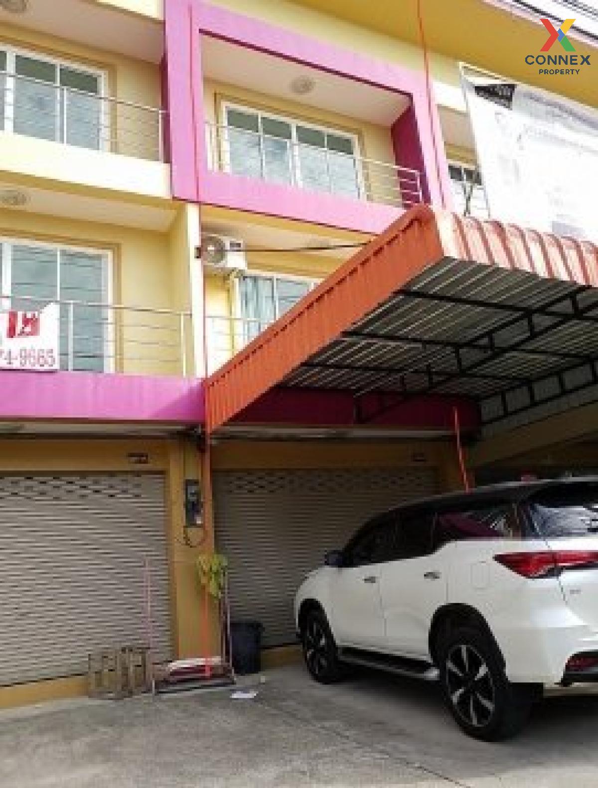 For SaleShop HousePattaya, Bangsaen, Chonburi : For Sale Commercial building, 3 storey,  Mancharoensiri, Sriracha, Chonburi , Bueng , Si Racha , Chon Buri , CX-85259
