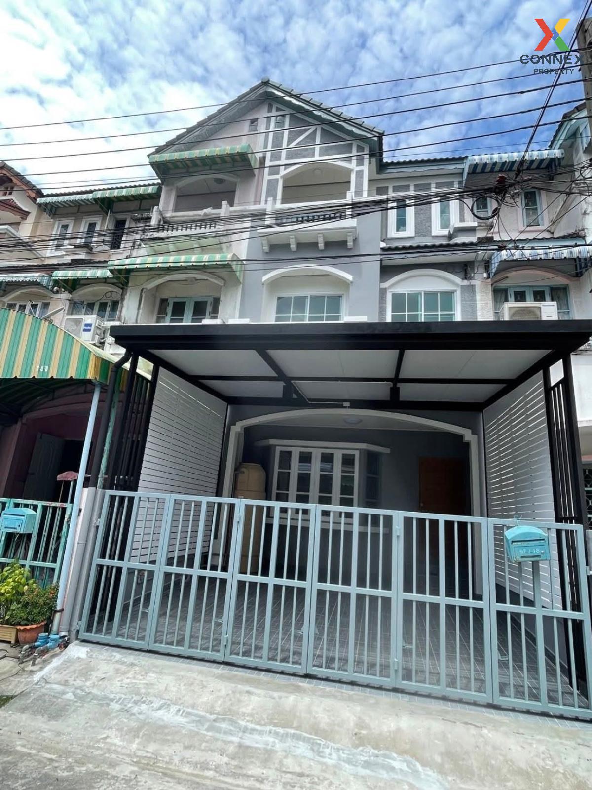 For SaleTownhomeSamut Prakan,Samrong : For Sale Townhouse/Townhome  , Park Gallery Srinakarin , wide frontage , Bang Pla , Bang Phli , Samut Prakarn , CX-124870