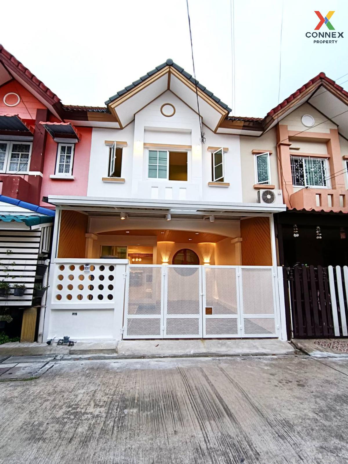 ขายทาวน์โฮมนนทบุรี บางใหญ่ บางบัวทอง : ขายทาวน์เฮ้าส์/ทาวน์โฮม  บ้านเจ้าพระยา 8 หน้ากว้าง รีโนเวทใหม่ บางเลน บางใหญ่ นนทบุรี CX-124331