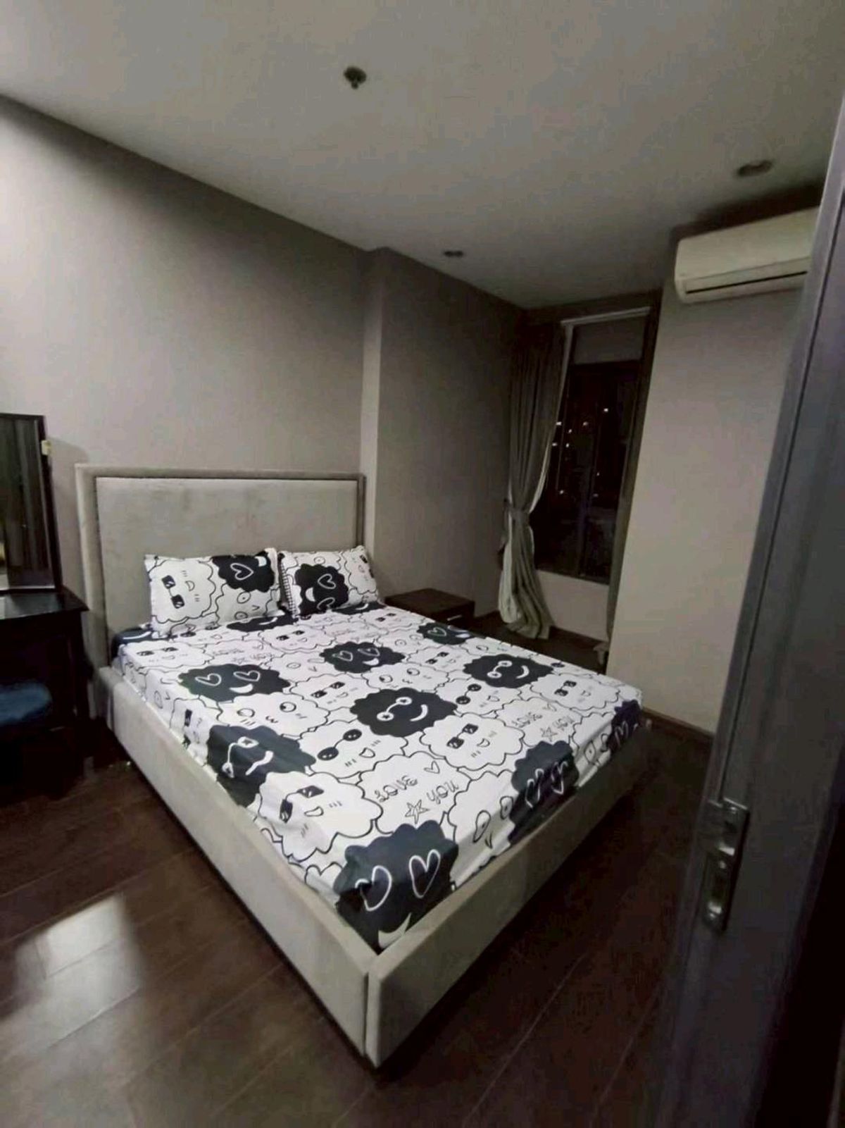 For RentCondoSukhumvit, Asoke, Thonglor : C Ekkamai 