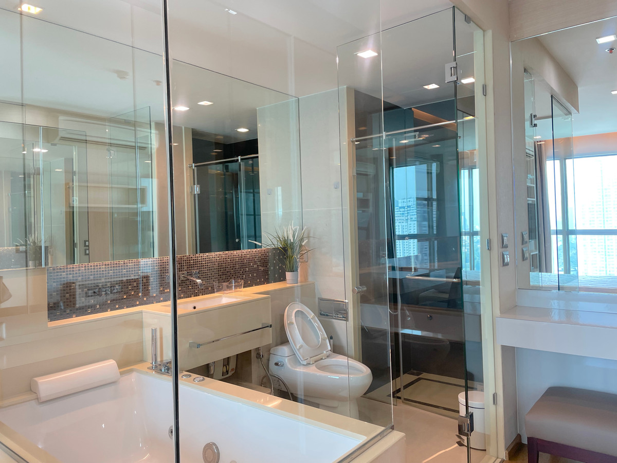 ให้เช่าคอนโดพระราม 9 เพชรบุรีตัดใหม่ RCA : 🔥 ปล่อยเช่าด่วน 🔥 ห้องสวย  ถูก ห้องสภาพดี ห้องรองมุม วิวโล่ง ว่างพร้อมเช่า Call 0619824959