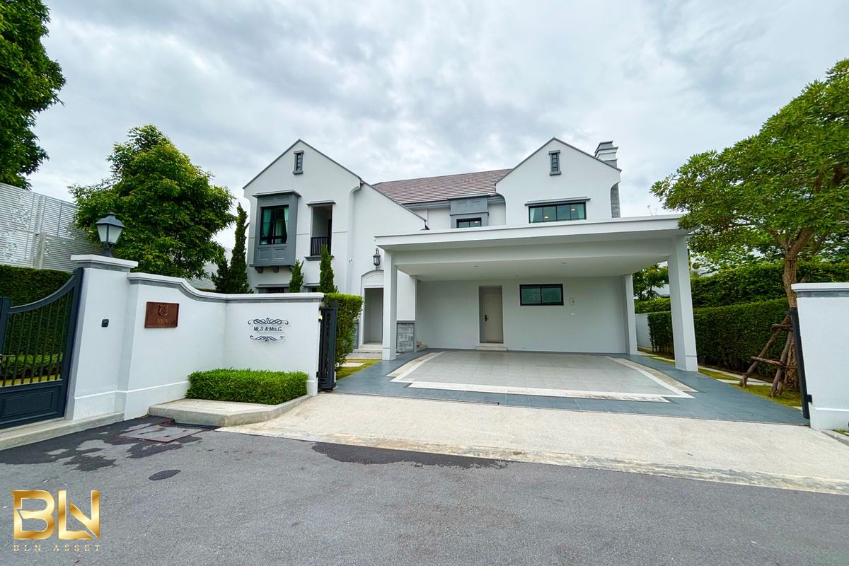 For SaleHousePinklao, Charansanitwong : Rare Item! Luxury Corner House at the First Alley of the Project — Better Price Than a New One🌳 For Sale: Luxury Corner House at Nantawan Pinklao-Kanchanapisek, in excellent condition
