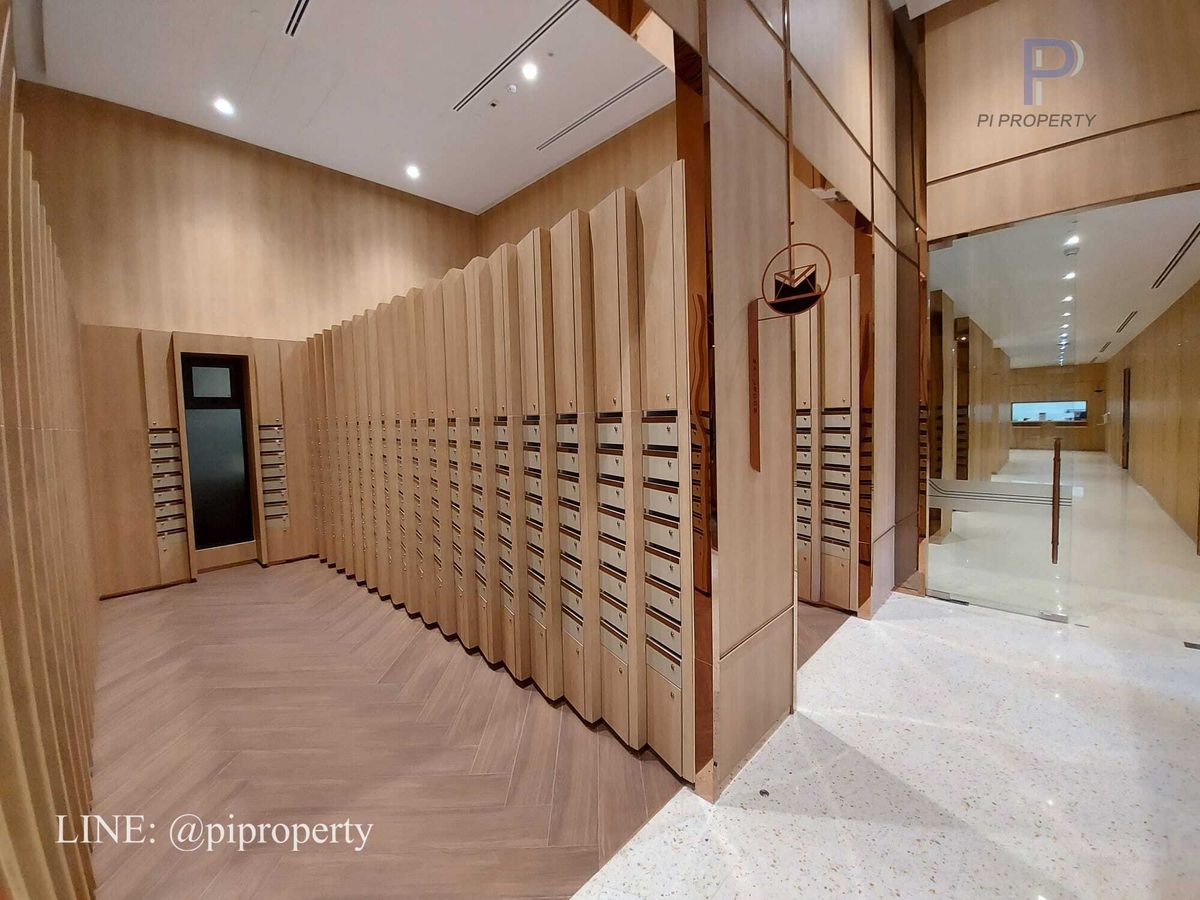 For RentCondoRatchadapisek, Huaikwang, Suttisan : High rise 1Bedroom unit for rent in XT Huaikhwang. Ready to move in. Huaikhwang - Rama 9 lifestyle. Unité de grande hauteur 1 chambre à louer à XT Huaikhwang. Prêt à emménager. Huaikhwang - Rama 9 style de vie.