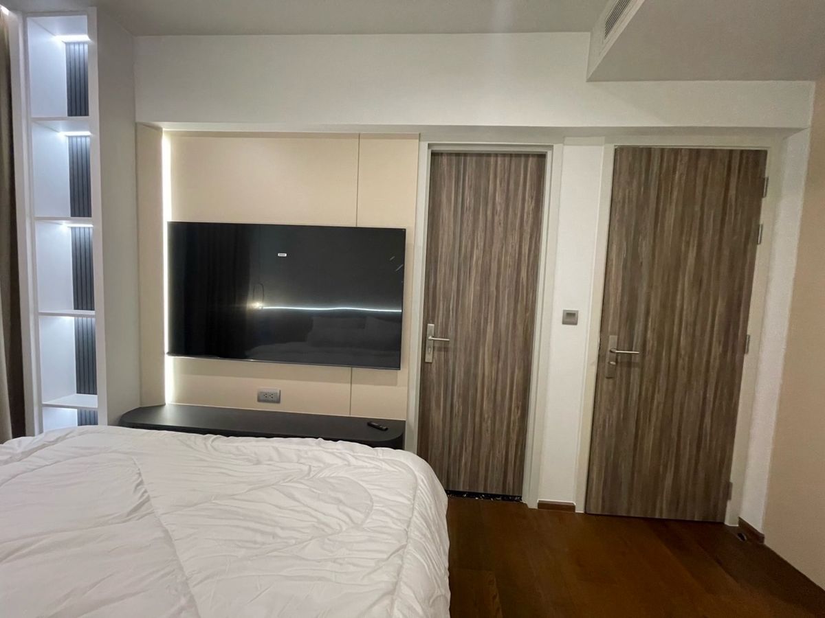 For SaleCondoSukhumvit, Asoke, Thonglor : SC070125 Urgent sale! 2-bedroom condo IDEO Q Sukhumvit 36 near BTS Thonglor, only 500 meters