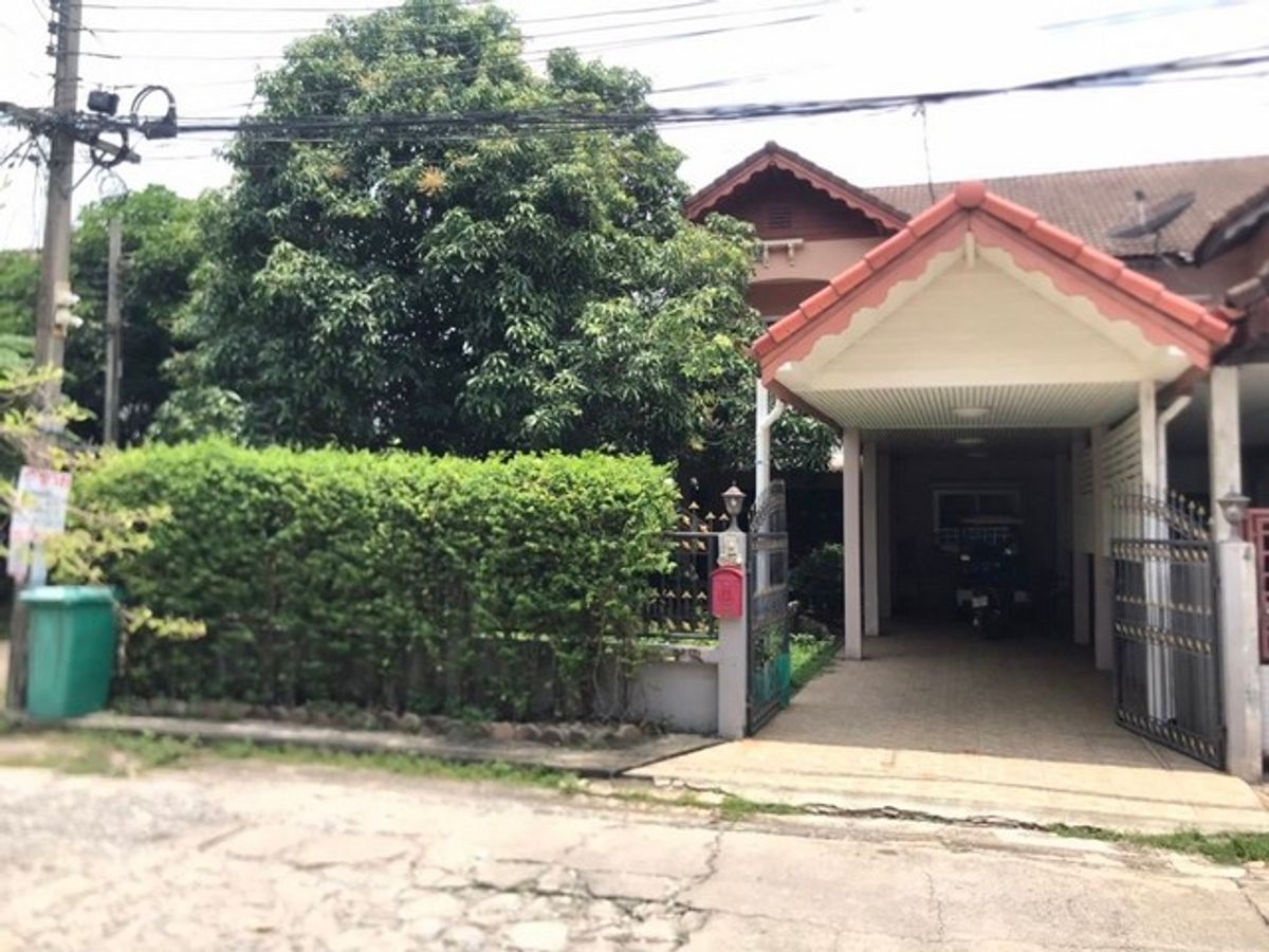 ให้เช่าบ้านโชคชัย4 ลาดพร้าว71 : HR2672ให้เช่าบ้านเดี่ยว เนื้อที่ 55 ตรว.ซอยนาคนิวาส 47 ใกล้ CDC เดินทางสะดวกใกล้ทางด่วน
