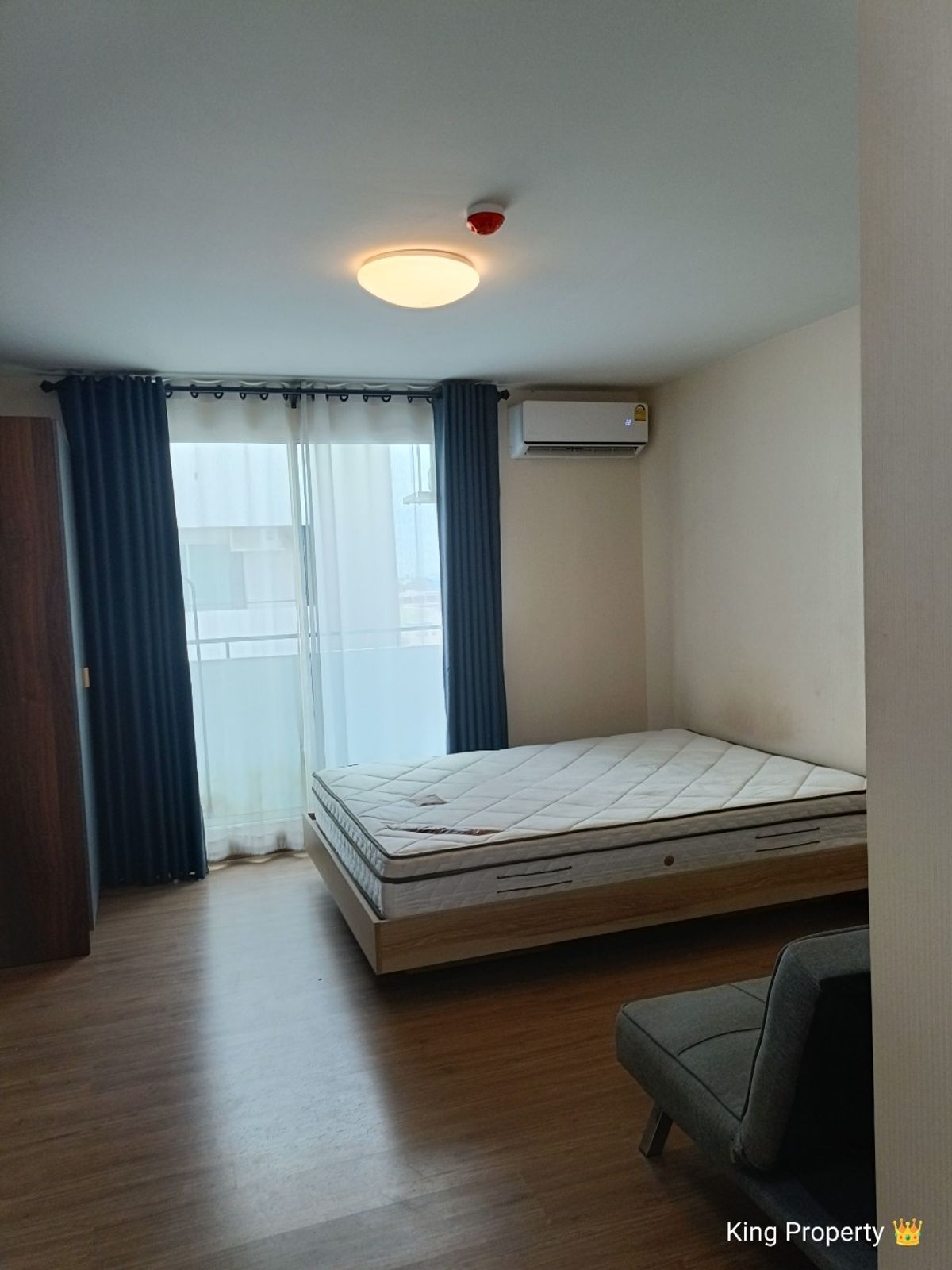 ให้เช่าคอนโดปทุมธานี รังสิต ธรรมศาสตร์ : ห้องว่างปล่อยให้เช่า ราคา 7,000/เดือน ตกแต่งครบ ห้องมุมริม เงียบสงบ วิวโล่งรับลมเย็นๆ 
