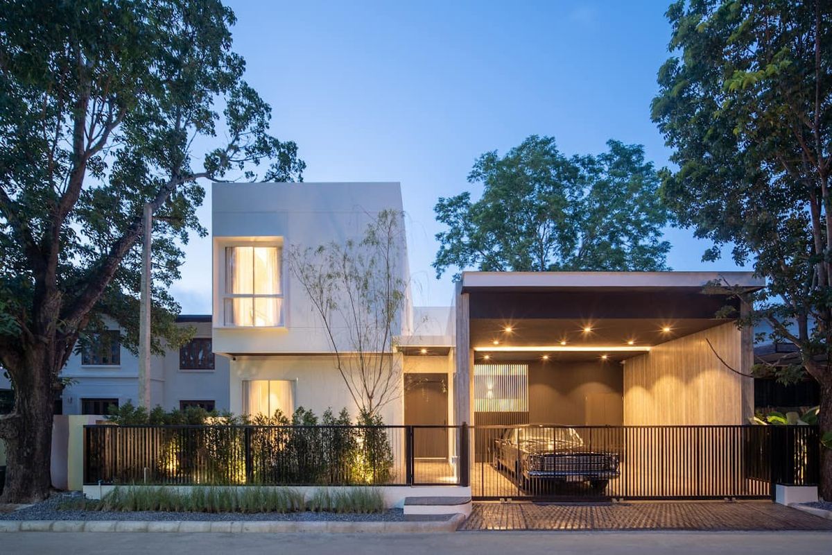 ให้เช่าเชียงใหม่ : บ้านพูลวิลล่า ใกล้กาดฝรั่ง 900 ม. สไตล์โมเดิร์น วิวดอยสุเทพ ทำเลสะดวก ใกล้แหล่งไลฟ์สไตล์ และโรงเรียนนานาชาติ