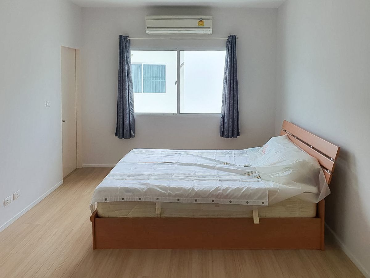 ขายทาวน์โฮมอ่อนนุช อุดมสุข : บ้านกลางเมือง สุขุมวิท 77 / 3 ห้องนอน (ขายพร้อมผู้เช่า), Baan Klangmuang Sukhumvit 77 / 3 Bedrooms (SALE WITH TENANT) FON169