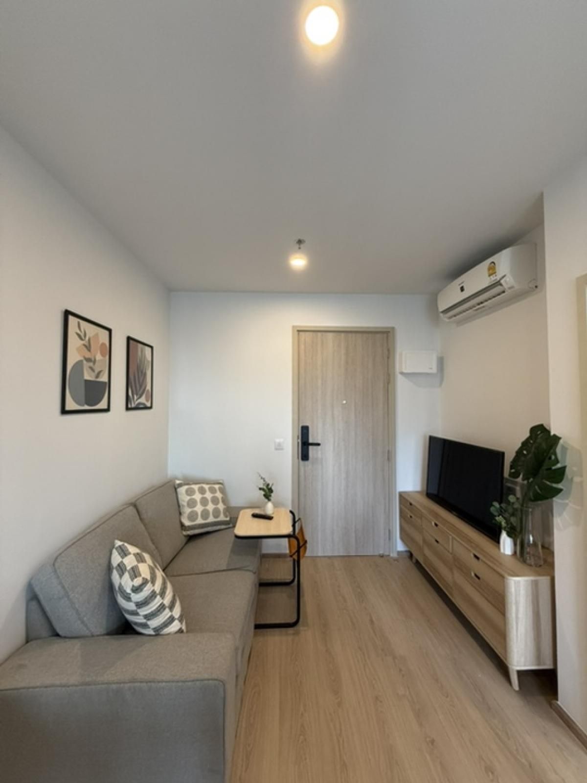 For RentCondoKhlongtoei, Kluaynamthai : ✨ Large room, Condo Life, Rama 4 - Asoke 1, Middle 33, Floor 14, only 23000, 🏡💖