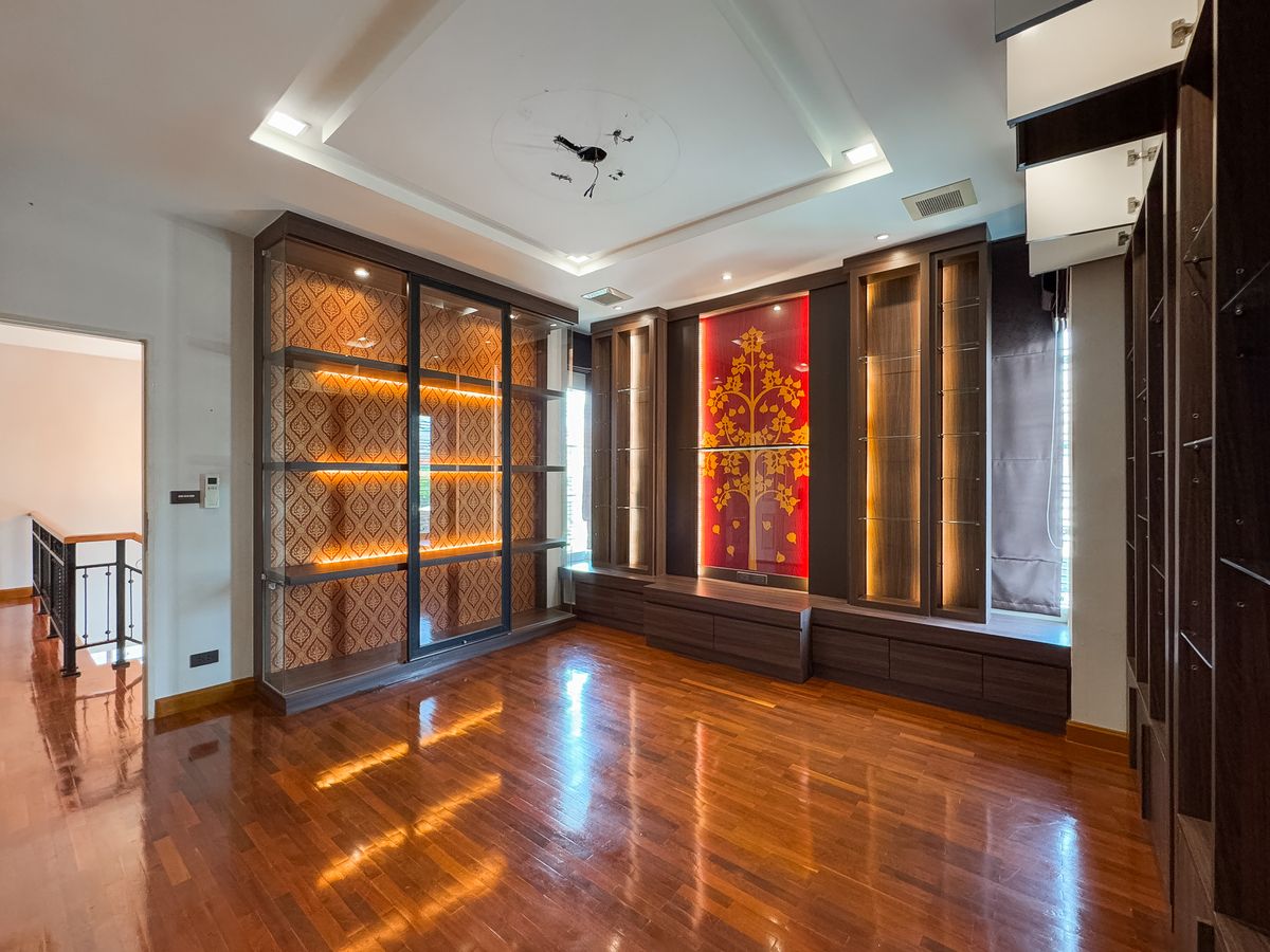 For SaleHouseLadkrabang, Suwannaphum Airport : Luxury European-style corner single house – Casa Grand Onnut–Wongwaen