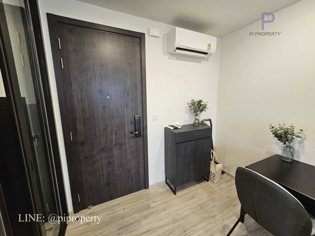 For RentCondoRatchadapisek, Huaikwang, Suttisan : High rise 1Bedroom unit for rent in XT Huaikhwang. Ready to move in. Huaikhwang - Rama 9 lifestyle. Unité de grande hauteur 1 chambre à louer à XT Huaikhwang. Prêt à emménager. Huaikhwang - Rama 9 style de vie.
