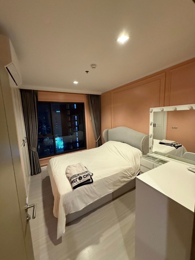 ให้เช่าคอนโดพระราม 9 เพชรบุรีตัดใหม่ RCA : 🔥ให้เช่าด่วน🔥ไลฟ์ อโศก-พระราม 9  คอนโดวิวสวย เฟอร์นิเจอร์ครบพร้อมเข้าอยู่ 